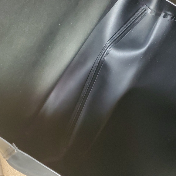 Victoria's Secret Limited Edition faux leather tote bag fringe black large - Picture 8 of 9